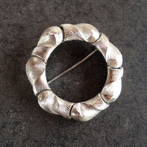 Vintage Modernist Circle Pin by Trifari